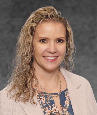 Shauna Reker head and shoulders